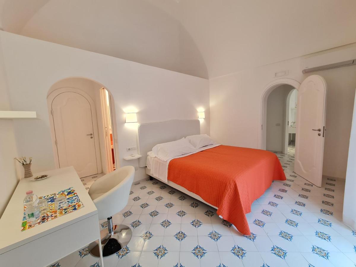 Casa Mandara B&B โปซิตาโน ภายนอก รูปภาพ